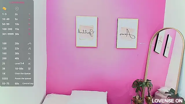 Snapshot of littleebonymommy chatting on March 17, 2025, 7:58 pm littleebonymommy online show from March 17, 2025, 7:58 pm