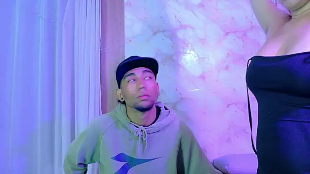 Snapshot of Annyeli chatting on February 4, 2026, 12:16 am Annyeli online show from February 4, 2026, 12:16 am