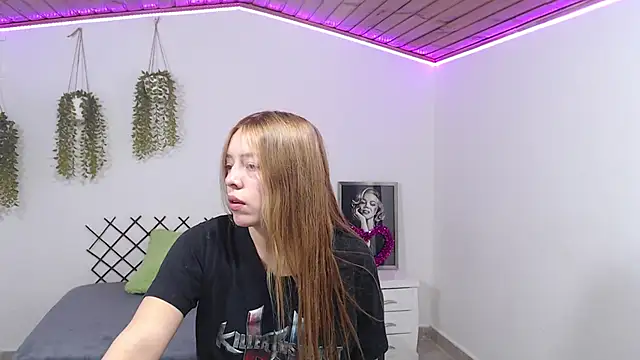 karla charloby online show from September 27, 2025, 1:39 pm