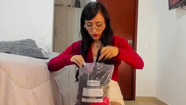 SophieBaker   online show from March 15, 2025, 10:13 am