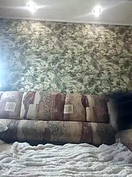 Butterfly Lily online show from October 28, 2025, 7:07 am