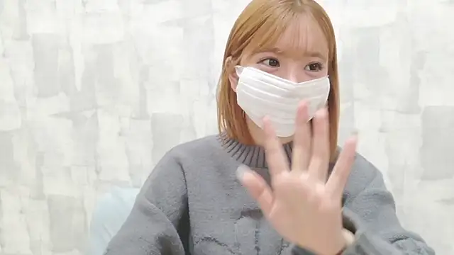 LOVE MOMO LOVE online show from January 10, 2026, 11:16 am