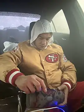 EatMyCake831 online show from November 13, 2025, 7:18 pm