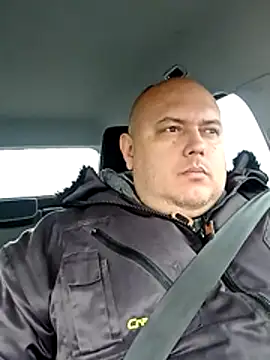 Snapshot of BigromeoXX chatting on November 23, 2025, 10:14 am BigromeoXX online show from November 23, 2025, 10:14 am