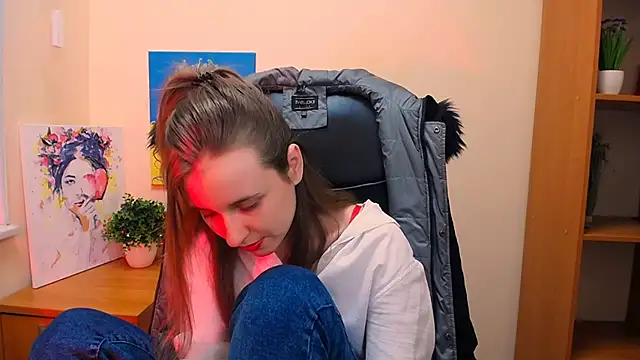  Nicole new online show from February 18, 2025, 3:41 pm