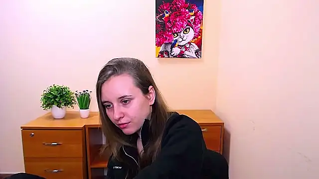  Nicole new online show from February 26, 2025, 3:54 pm