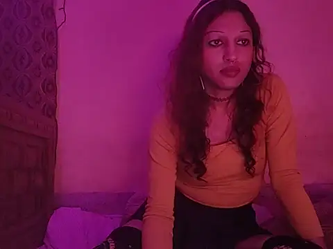 Snapshot of MmmMonikaBabie chatting on January 27, 2025, 9:44 pm MmmMonikaBabie online show from January 27, 2025, 9:44 pm