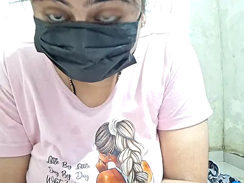 your fantecy1 online show from October 5, 2025, 9:33 am