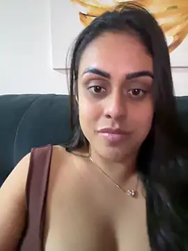 Snapshot of amorinha99 chatting on May 21, 2026, 1:25 am amorinha99 online show from May 21, 2026, 1:25 am