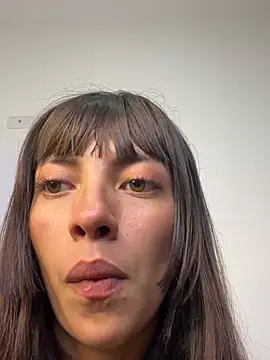 MiaGoth  online show from April 25, 2026, 2:47 am