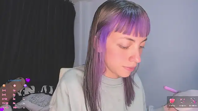 MiaGoth  online show from September 12, 2025, 12:33 am