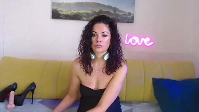 MariaModel online show from February 4, 2026, 7:25 am