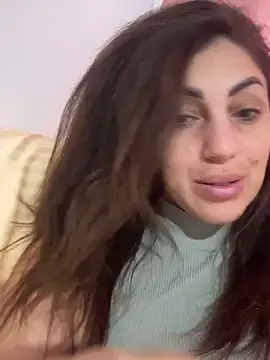 EmaSkyes online show from November 10, 2025, 6:51 am