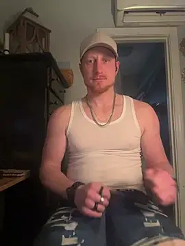 Snapshot of bigred0808 chatting on March 3, 2026, 10:28 pm bigred0808 online show from March 3, 2026, 10:28 pm