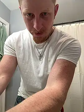 Snapshot of bigred0808 chatting on February 11, 2026, 7:30 am bigred0808 online show from February 11, 2026, 7:30 am