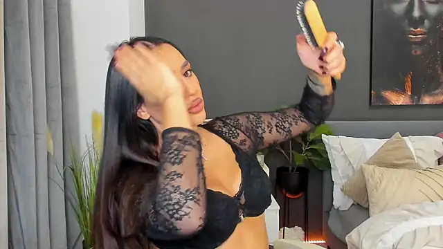 Sonia  Rey online show from November 20, 2025, 7:25 pm