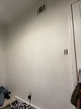 honeybrow online show from December 22, 2024, 10:17 am