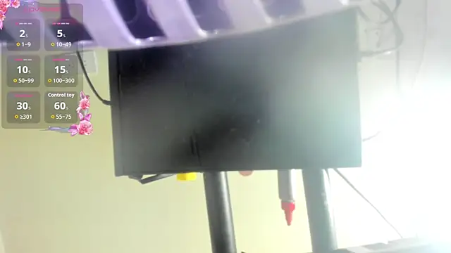 Oriana braom online show from October 11, 2025, 7:26 pm