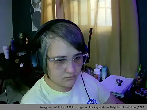 lolalicious 7583 online show from February 15, 2026, 1:32 pm