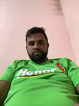 Snapshot of Sheik_z_o chatting on June 17, 2026, 2:33 am Sheik z o online show from June 17, 2026, 2:33 am