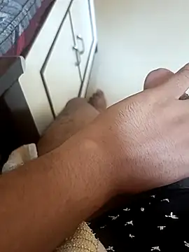 Mmm992170 online show from February 26, 2026, 7:08 am