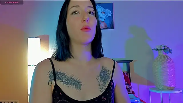 Snapshot of adell_berry chatting on October 10, 2025, 1:50 am adell berry online show from October 10, 2025, 1:50 am