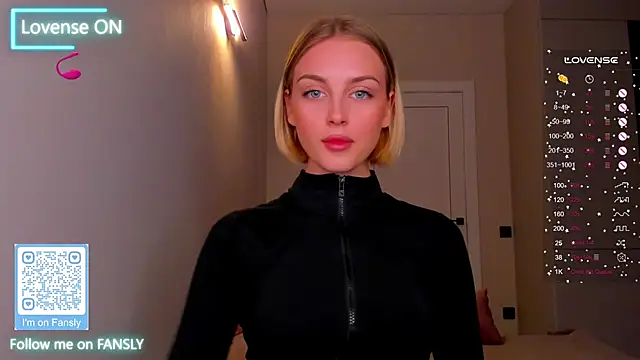 Snapshot of pretty_girlnextdoor chatting on February 11, 2025, 5:29 pm pretty girlnextdoor online show from February 11, 2025, 5:29 pm