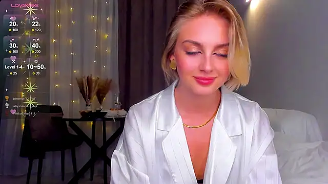 Snapshot of pretty_girlnextdoor chatting on December 31, 2024, 9:06 pm pretty girlnextdoor online show from December 31, 2024, 9:06 pm