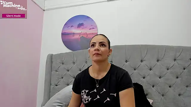 Valesskahall online show from November 18, 2025, 12:08 pm