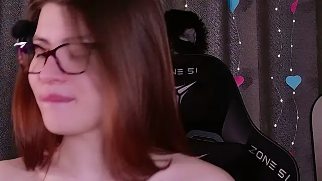 callmetori online show from April 20, 2026, 10:18 am