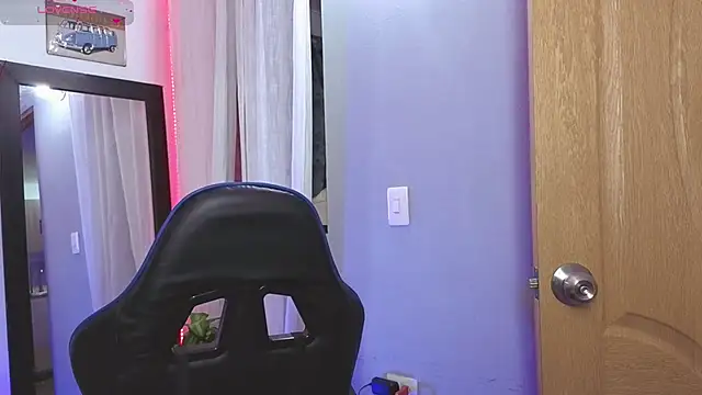 Veronica 111 online show from February 13, 2026, 1:38 am