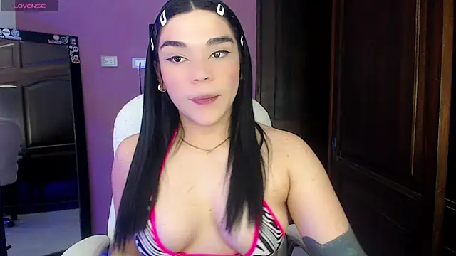 Veronica 111 online show from March 6, 2025, 10:47 pm