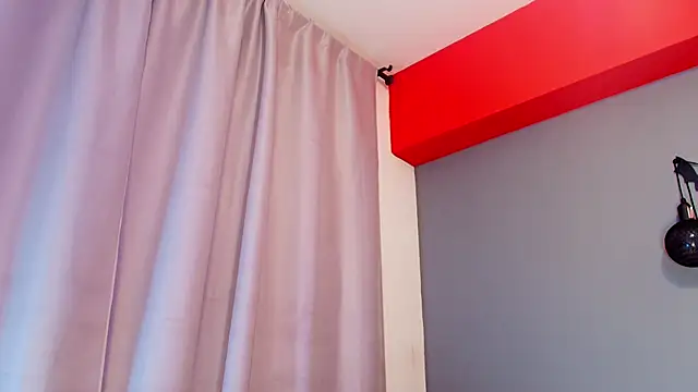 adara johnson   online show from October 11, 2025, 11:44 am