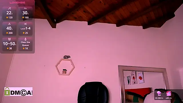 ASHLIE DIXON1 online show from February 4, 2025, 1:48 pm