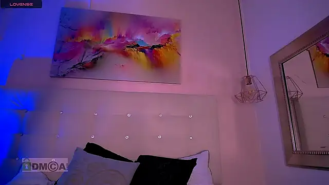 ASHLIE DIXON1 online show from January 28, 2025, 12:05 am