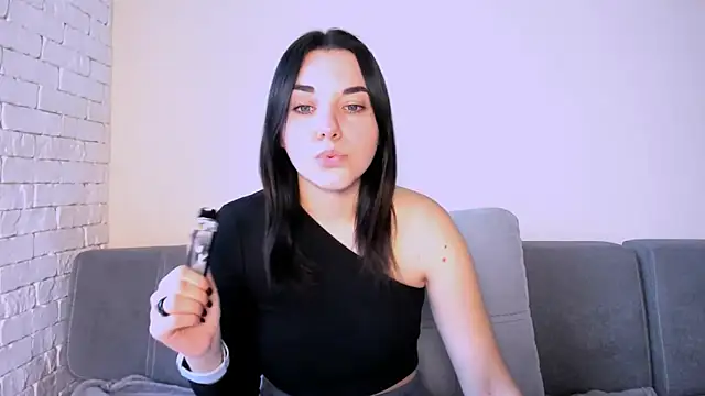 Kate Ree online show from October 20, 2025, 4:58 am