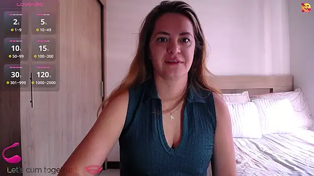 ParisW online show from July 10, 2026, 2:50 pm