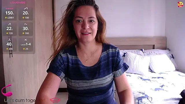 ParisW online show from August 3, 2026, 4:13 pm