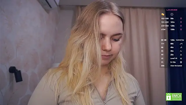 ZaraCreedon online show from November 18, 2025, 5:22 am