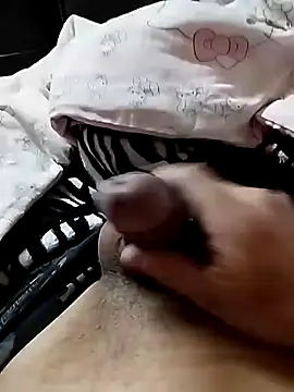 Snapshot of Eduardodj1977 chatting on February 22, 2026, 3:57 pm Eduardodj1977 online show from February 22, 2026, 3:57 pm