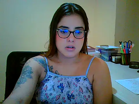 maliamiller online show from March 23, 2026, 12:05 pm