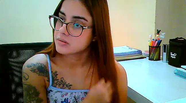 maliamiller online show from March 20, 2025, 4:18 am