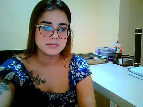 maliamiller online show from September 18, 2025, 12:30 pm