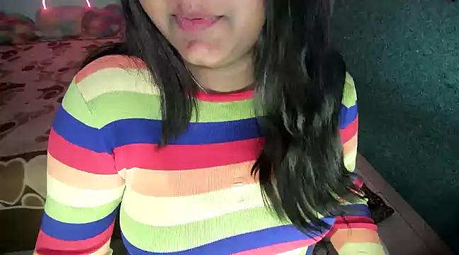 expression queen online show from February 19, 2025, 12:14 am