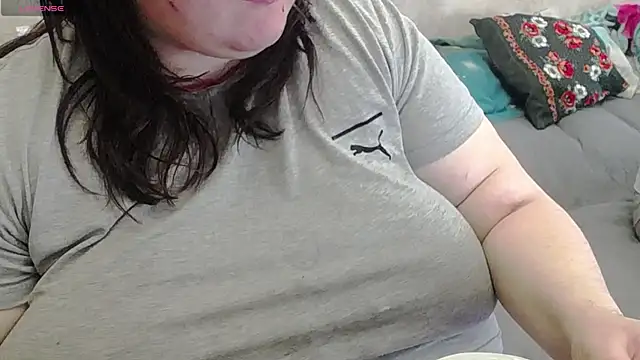 lisa Black00 online show from April 6, 2026, 6:25 am