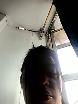 Aisha 09 online show from April 8, 2026, 3:35 pm