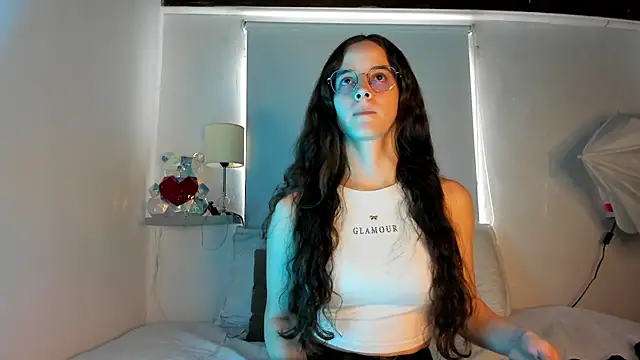 Snapshot of _ashleymiller chatting on February 19, 2025, 7:59 pm ashleymiller online show from February 19, 2025, 7:59 pm
