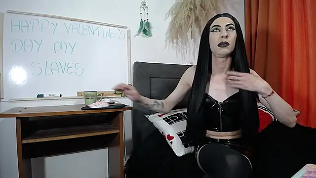 Snapshot of DOMINANT_TEACHER_KAROL chatting on February 20, 2025, 10:04 pm DOMINANT TEACHER KAROL online show from February 20, 2025, 10:04 pm