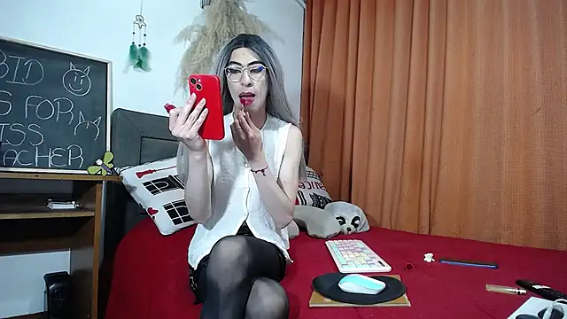 Snapshot of DOMINANT_TEACHER_KAROL chatting on January 9, 2025, 12:46 am DOMINANT TEACHER KAROL online show from January 9, 2025, 12:46 am