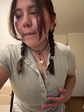 kittyfresita online show from February 8, 2026, 2:09 am